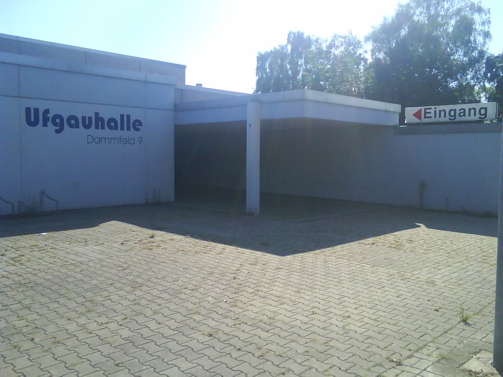 Ufgauhalle by Churcher