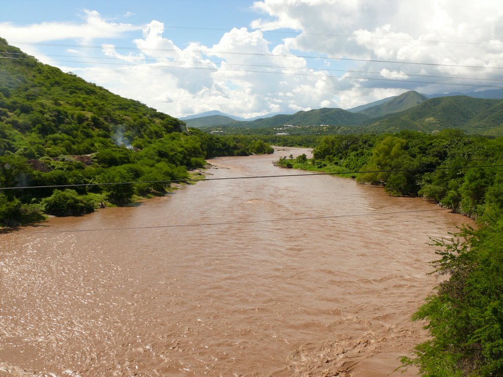 Rìo Motagua, El Rancho, El Progreso by Edinilson De Leòn