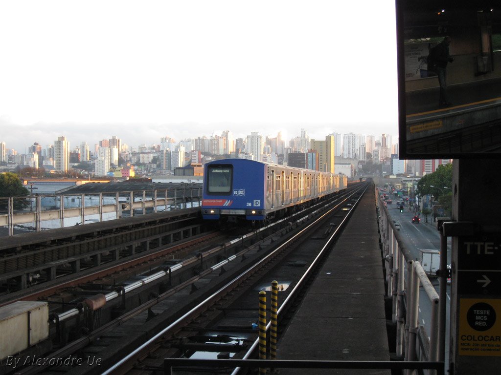 Metro de Sao Paulo, Estaçao Tiete by Alexandre Haruo