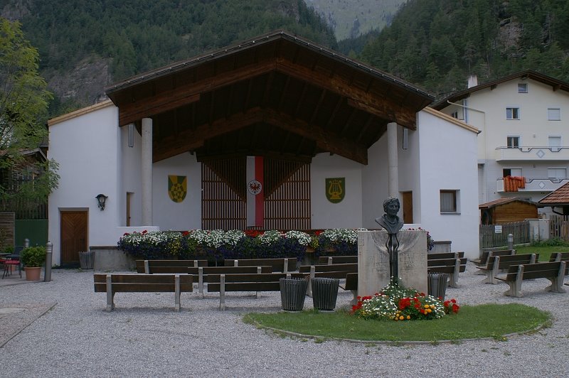 Musikpavillon in Pfunds (Stuben) by tilongatao