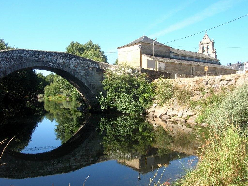 RÍO TERA PASANDO POR PUENTE DE SANABRIA. ZAMORA. SPAIN. by Carlos Cuerda