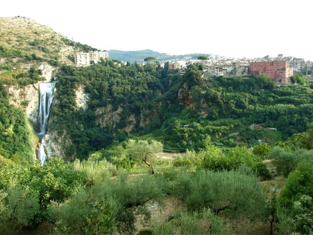 Cascate di Tivoli by LukeZeus