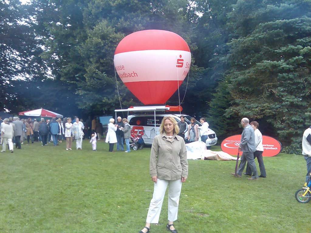 In the park Mönchengladbach by walxo