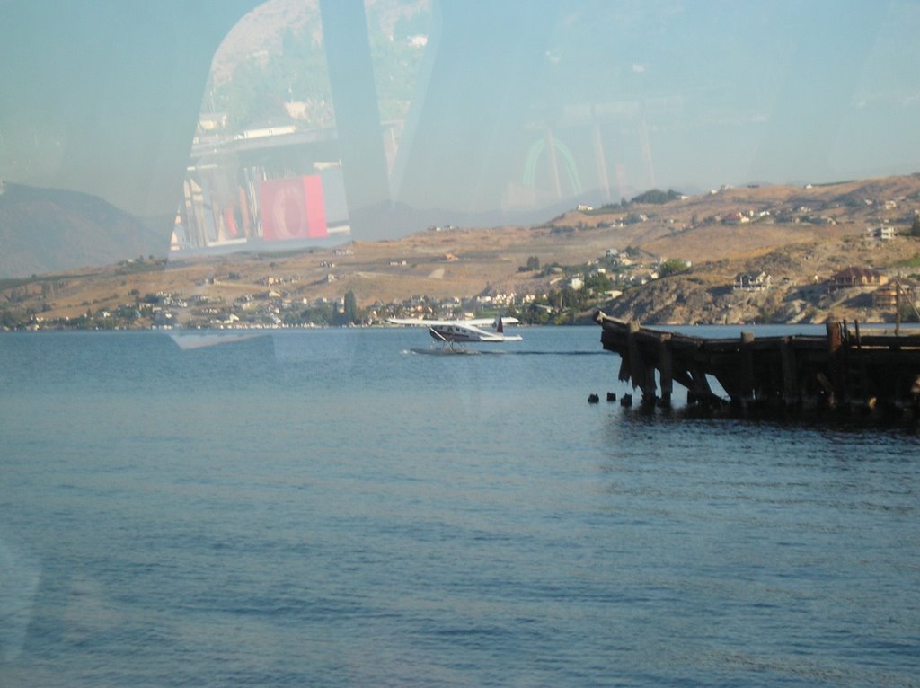 Lake Chelan, WA by pibzz