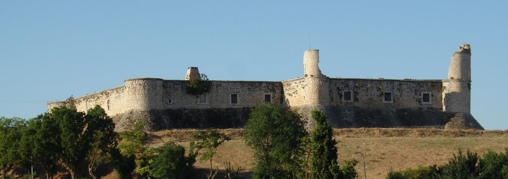 Castillo de los Condes, Chinchon desde el Parador by abcdfe