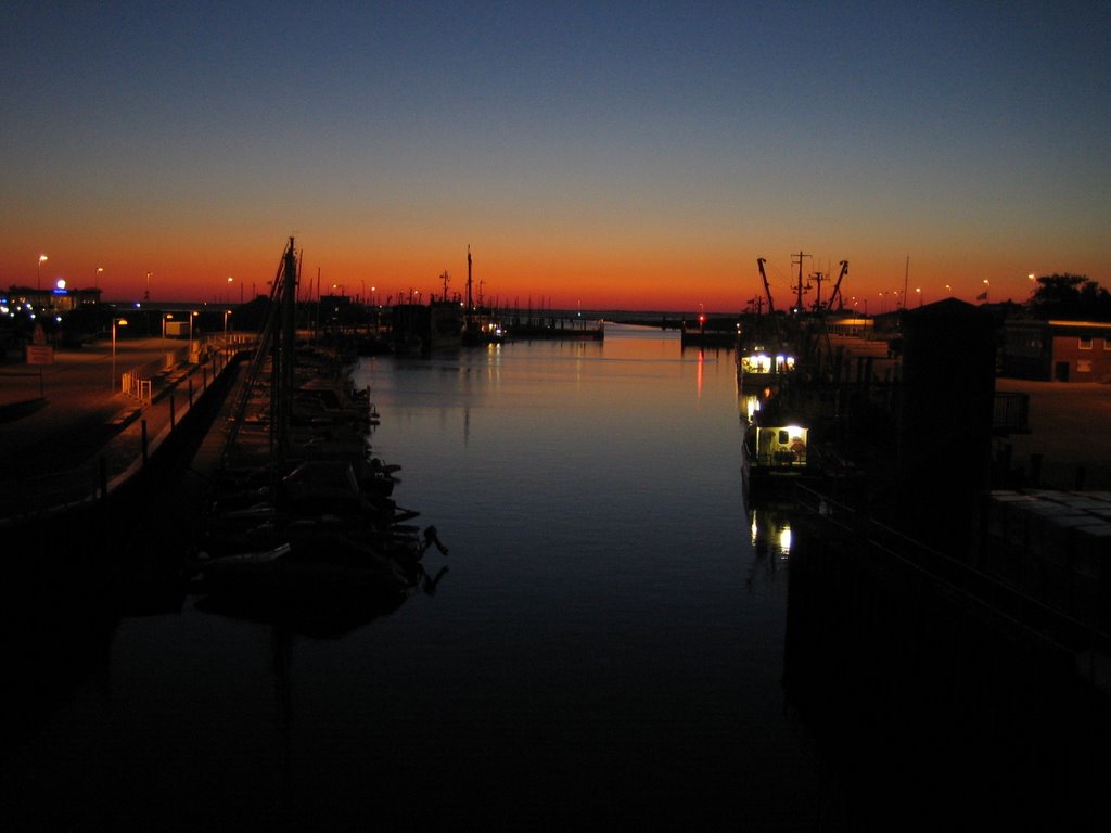 090624 Hafen um 23:17 Uhr by A. Blyszcz