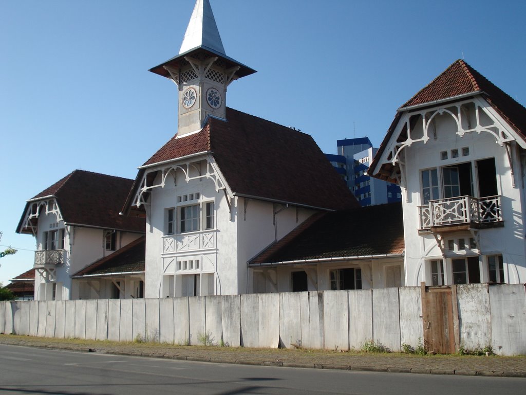 Estação by Alcides Goularti Fil…