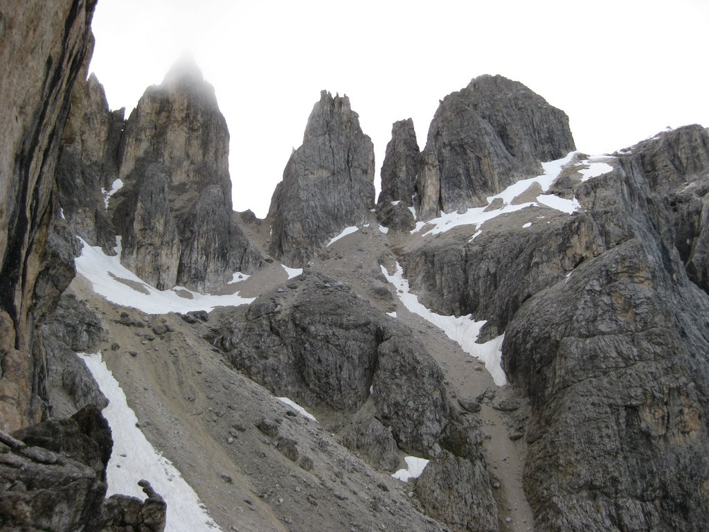 Campanile di Focobon, Passo delle Farangole e le Quattro Dita by Giovanni Malinverni