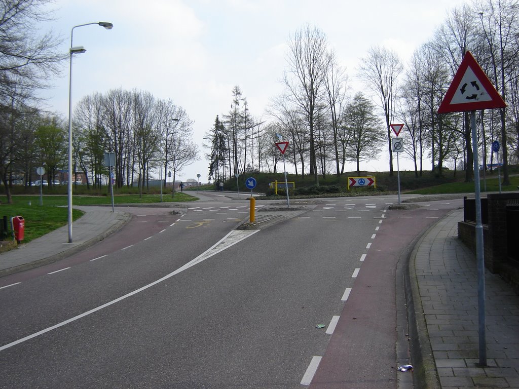 Schandelermolenweg by Ron Stachowiak