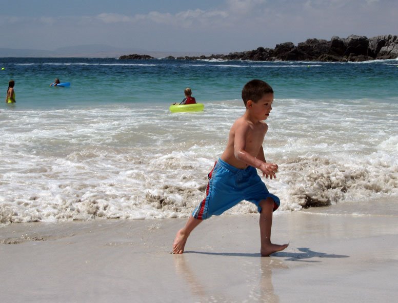 Mi hijo Simón (en Playa La Virgen - enero 2007) by Marcelo Báez