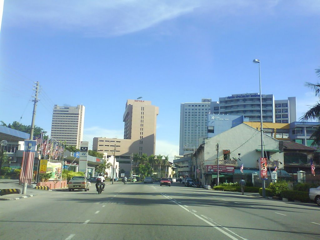 Jalan Tun Sri Lanang by vincent fang s keong