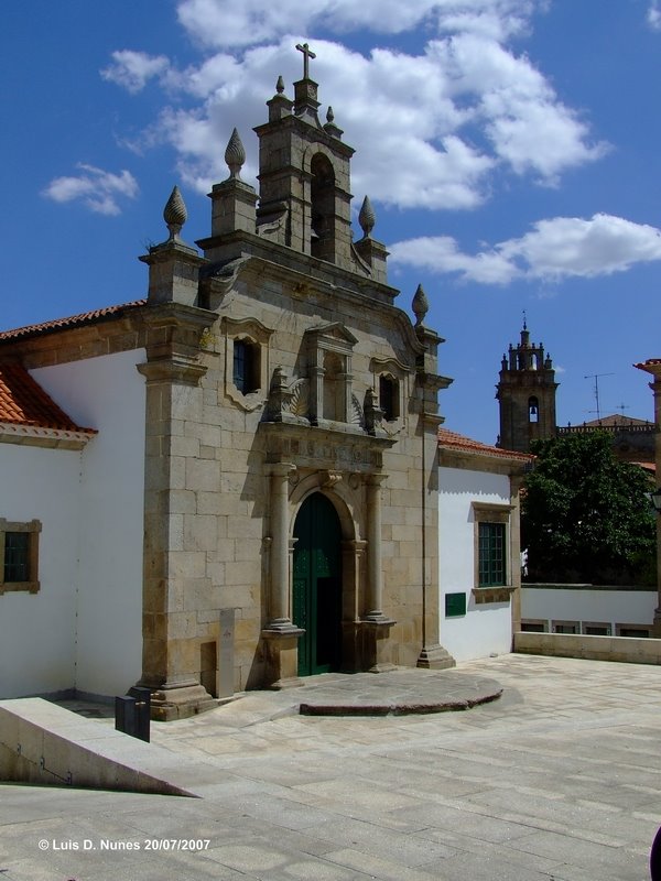 Miranda do Douro, Igreja by Luis D. Nunes