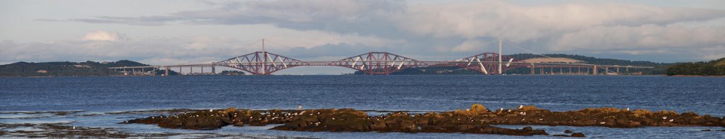 Forth bridge panorama from Blackness by albertoma