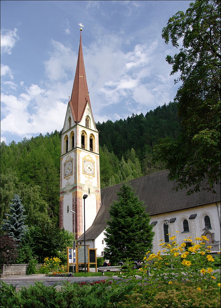 Eglise by Roland Wentz