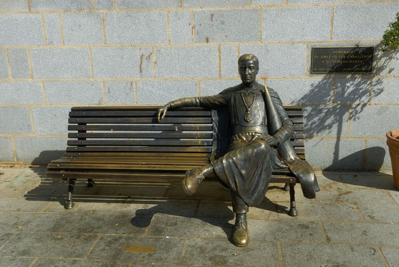 Serranías del Sur (district): Sculptor dedicated to the Holy Week of Jerez de los Caballeros by www.iberimage.com