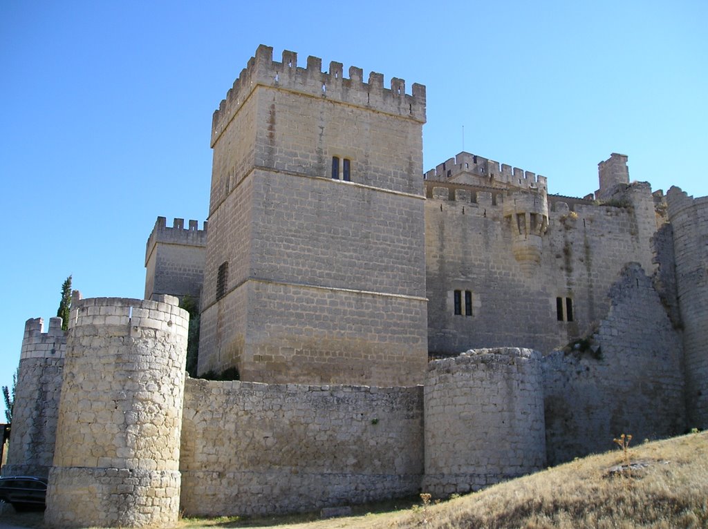 Castillo de Ampudia-Lateral derecho by Analbor