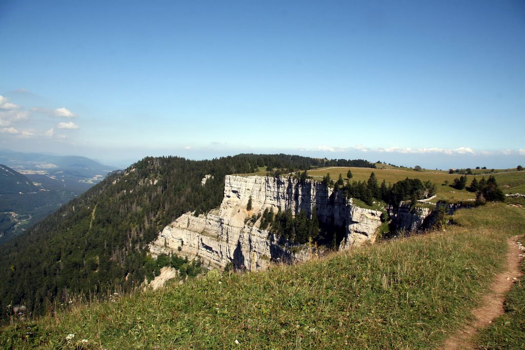 Creux-du-Van by Samuel Fausch