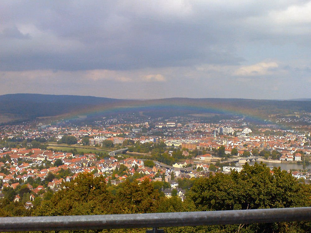 Unterm Regenbogen / Blick vom Klüt by Hameln