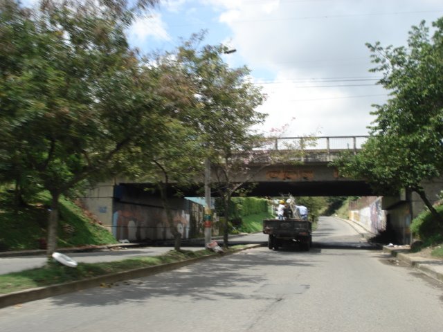 Av. guabinal - cll 37. - puente de la 37. by haotarrak