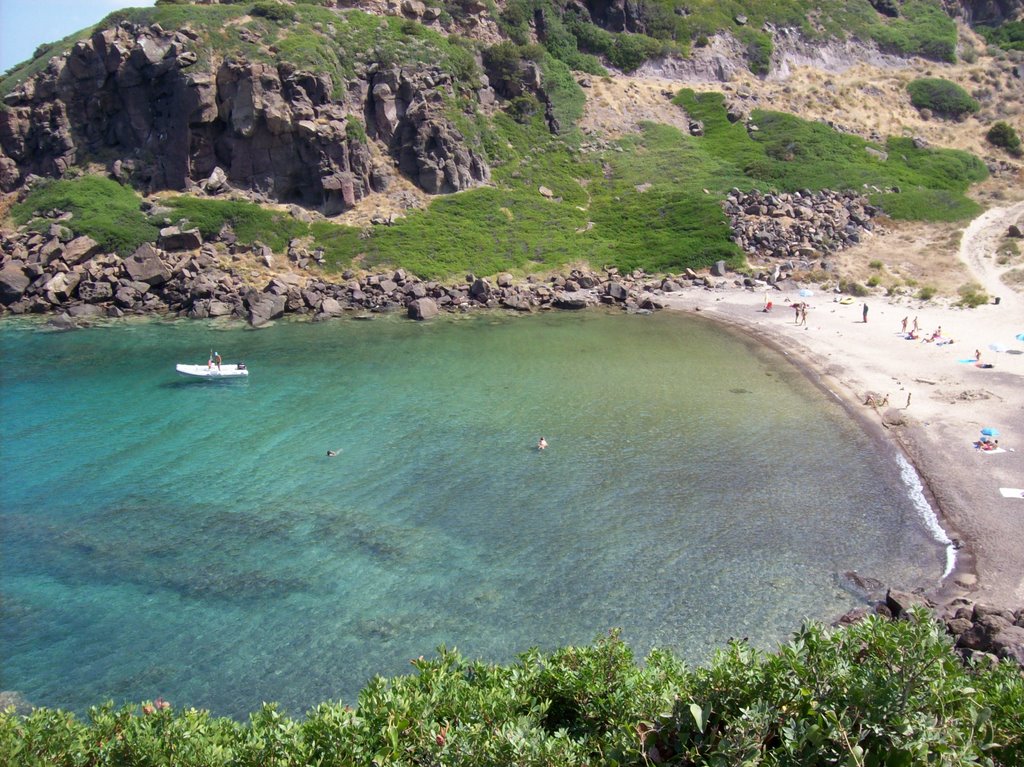 Castelsardo - baia ostina vista dalla strada di accesso by Alessandro Zenari