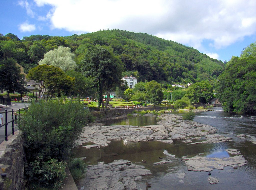 Riverside Park along the Dee by deepeye