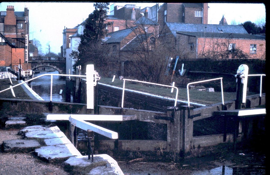 NEWBURY LOCK MARCH .. NEWBURY..1972 by Al Walker