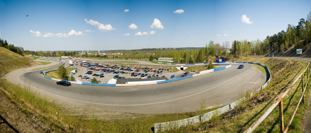 Ahvenisto racetrack in Hämeenlinna by Tapio Sandkvist