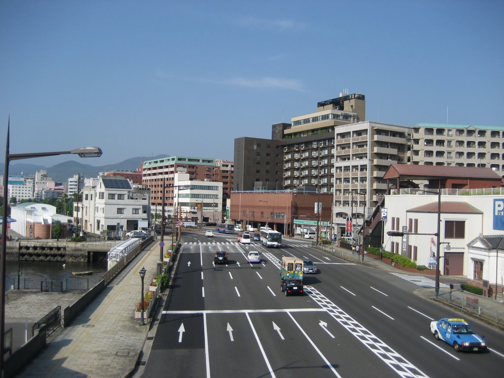 Oura-kaigan-dori St. by Nagono