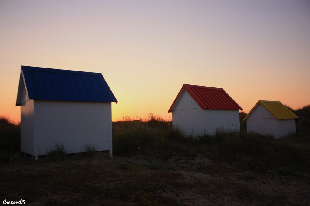 Cabanes des pecheurs de Gouville sur mer. by Florent Criquet