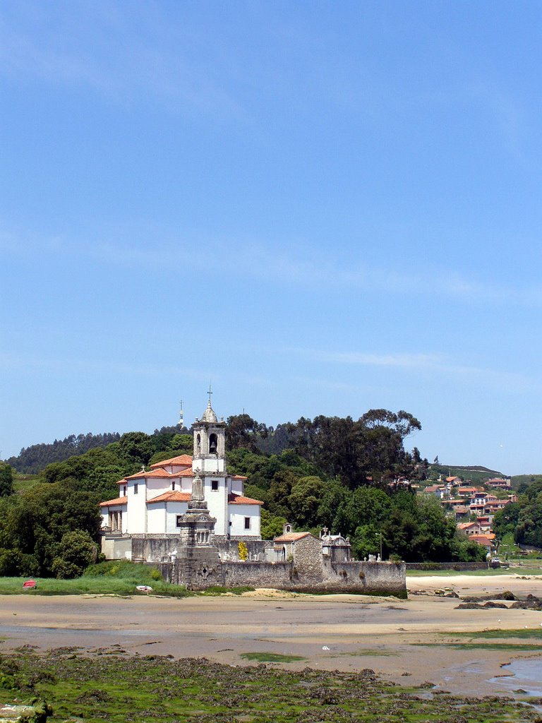 Iglesia de Niembro, bajamar, LLanes, Asturias by Antonio Alba