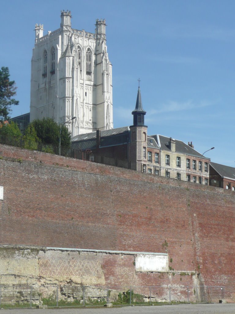 Cathédrale de Saint-Omer by pvaltille