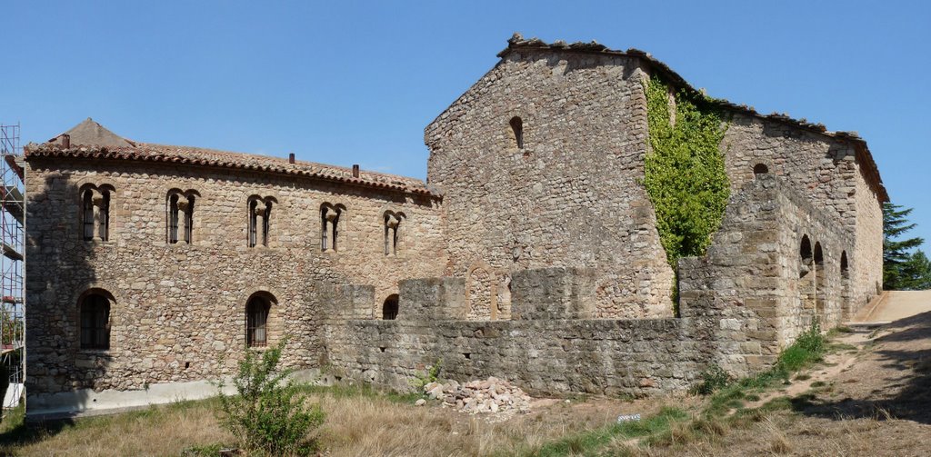 Monestir de Santa Cecília 3 by Joel Marimon Bonet