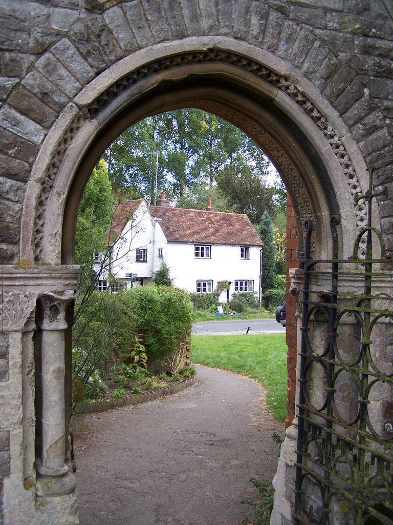 Betchworth churchyard and Mill Cottage by tonywatson