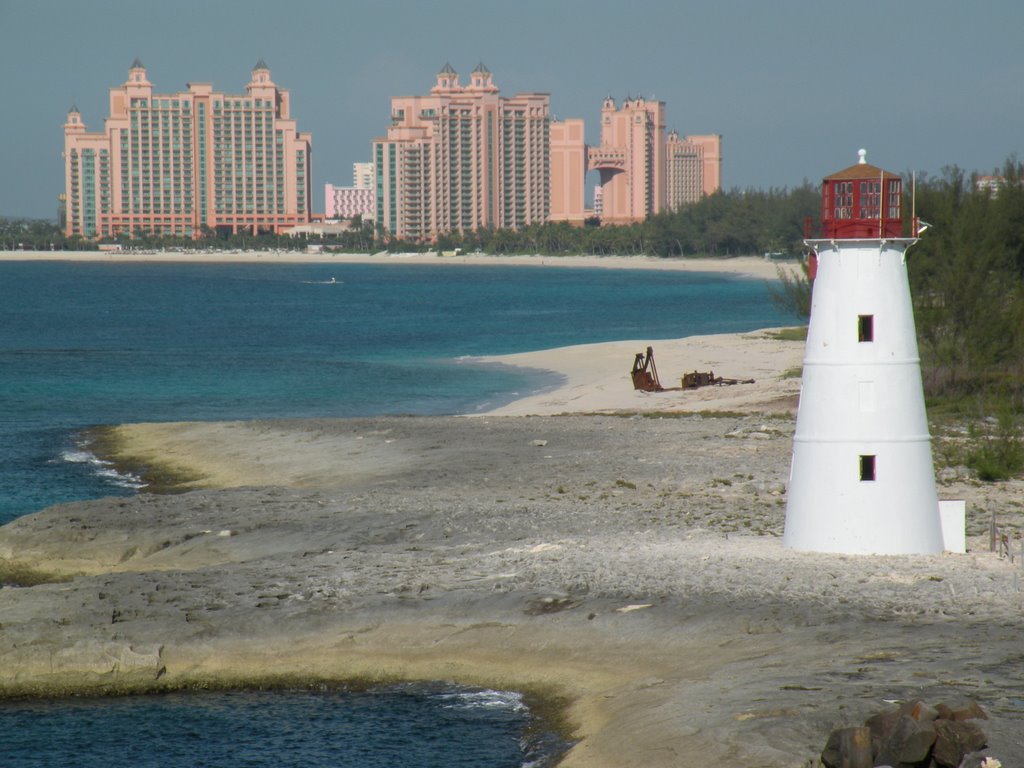 Nassau Lighthouse & Atlantis Hotel by Bobbo13