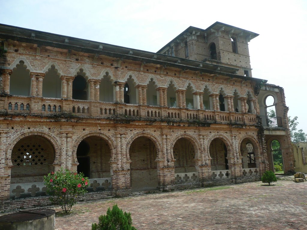 Rear view of Kelly's Castle by ErikThe Red