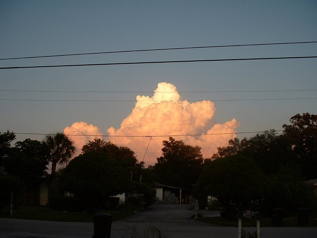 Strange cloud in clearwater fl. by Karl m s