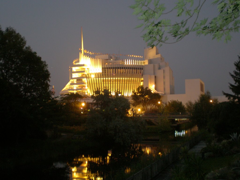 Casino de Montreal by cgpepin