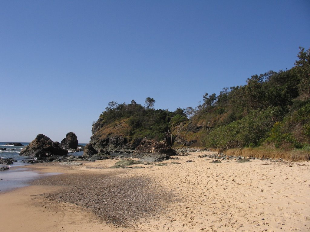 The walk trail to Flynn's Beach. Taken on the Tuesday, 25th August 2009 at 10:09am by wood26