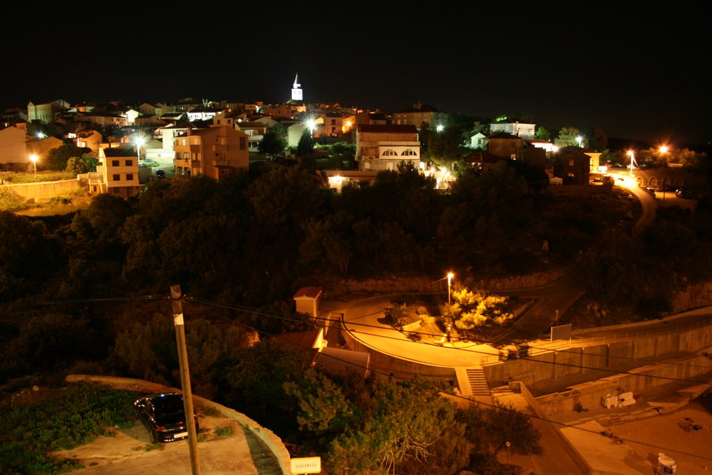 Vbrnik at night by Tom Hol