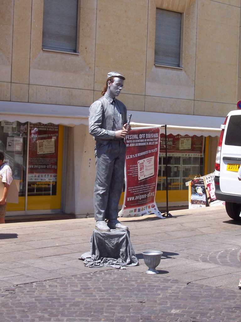 Avignon - street mime - 2006 by jeffwarder