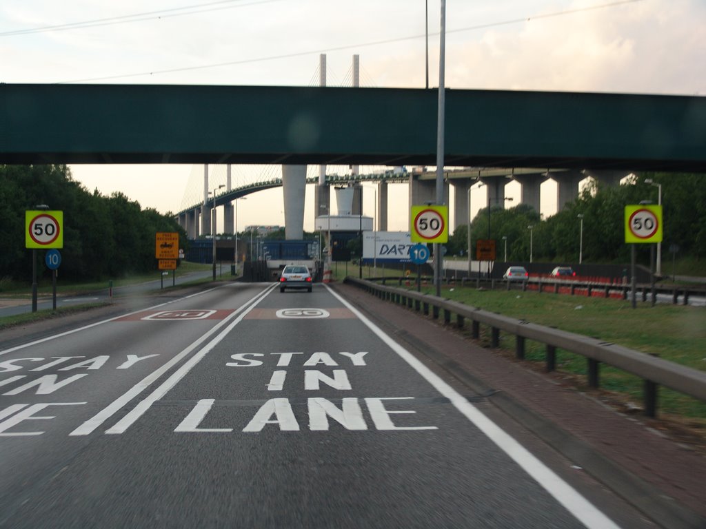 Dartford - Queen Elisabeth II Bridge by Wieland Kleinert