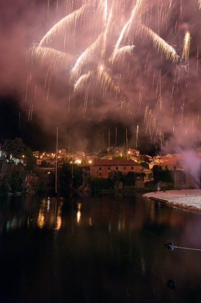 Feu d artifice a avô http://www.ld-pictures.eu by ld-pictures