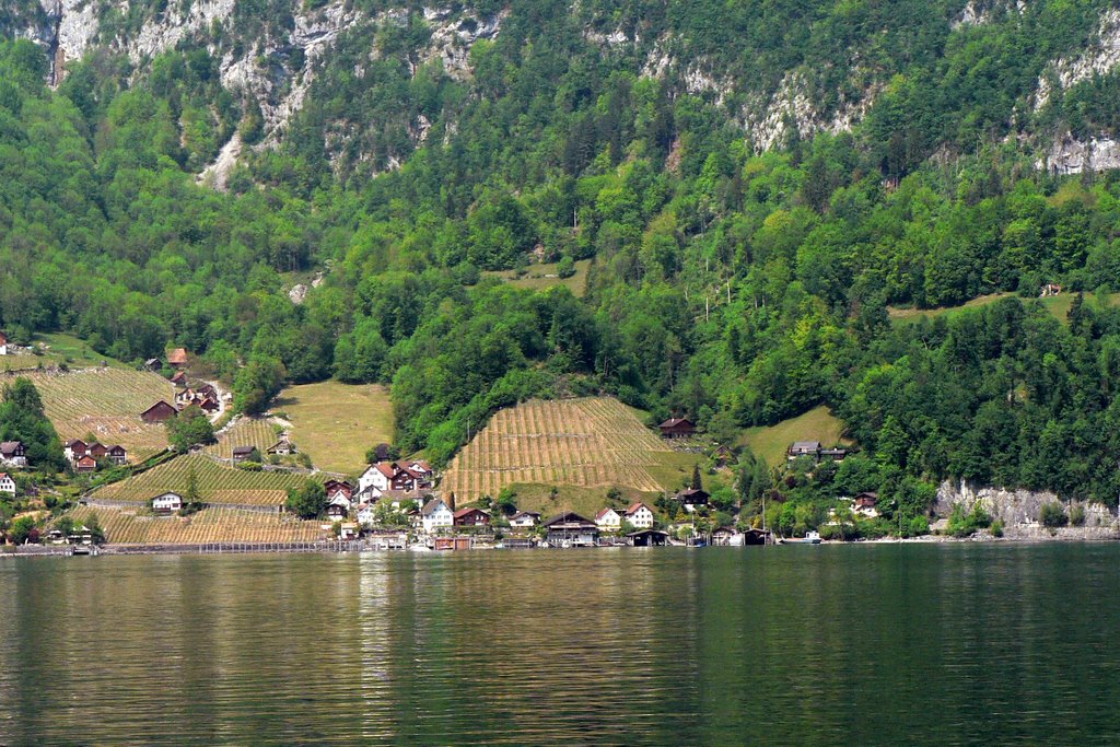 Quinten (Walensee) by R.v.Huijstee