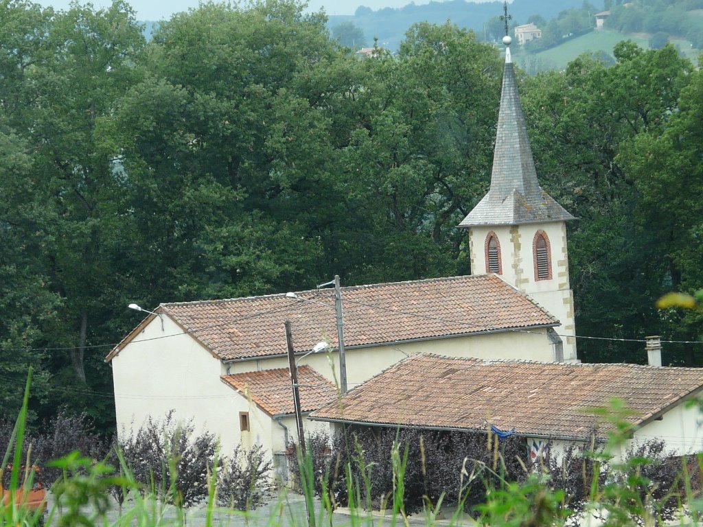 L'église de Villemur, Département Hautes-Pyrénées, France by David Jimmink