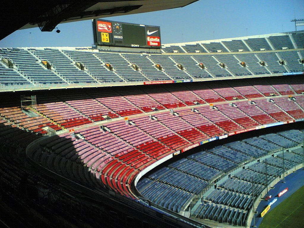 Curva nord del Nou Camp, Barcellona (Barcelona), Spagna (Espana, Spain) by Danilo Pianini