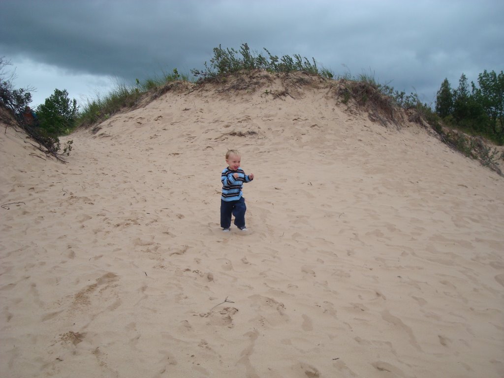 Enjoying the dunes by turcbryan