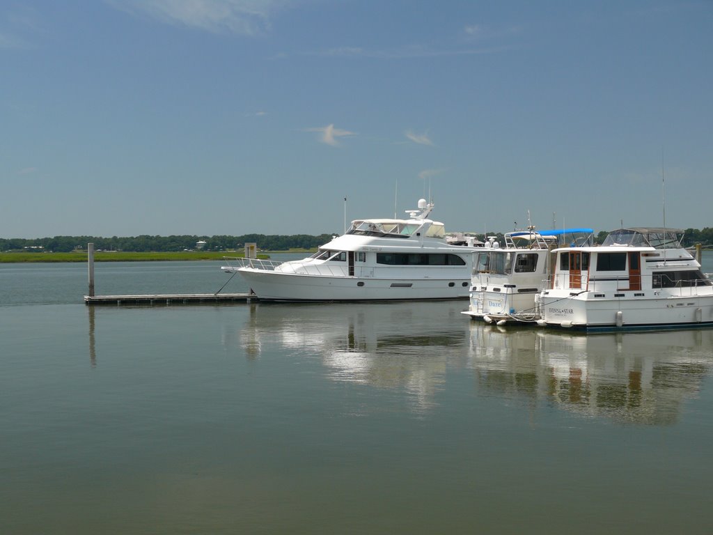 Marina on the Inland Waterway, Beaufort, South Carolina by Pfaffendorn