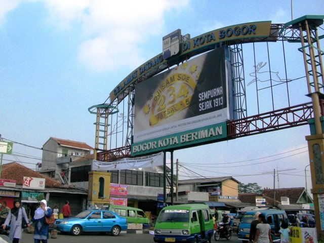 Gerbang kota Bogor dari Ciawi by muhajir3012