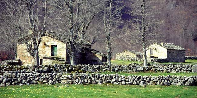 VALLE DEL BERNACHO by Roberto F. García Gó…