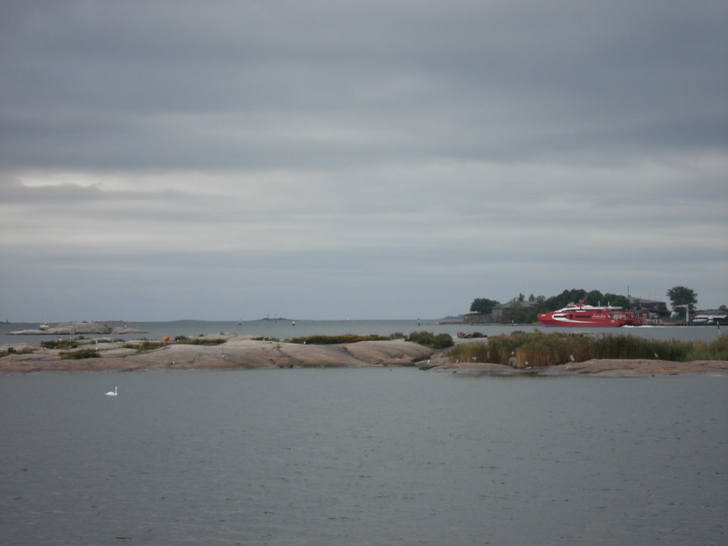 Helsinki, Finland by Bornholmer